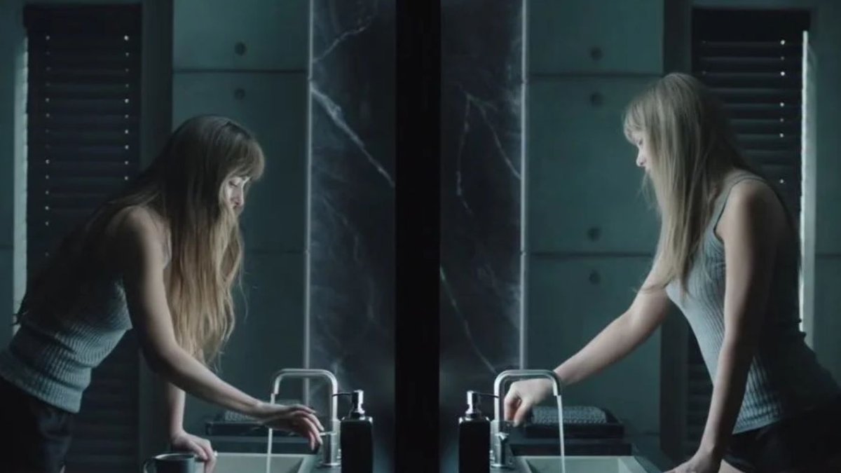 Imagem ilustrativa sobre Taylor Swift solta teaser de ‘Patient Zero’ e alimenta teorias sobre clipe com Dakota Johnson