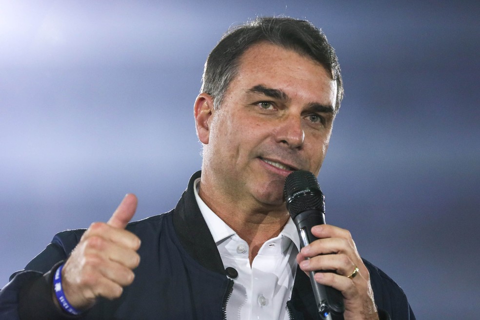 Imagem ilustrativa sobre Flávio Bolsonaro na Globo: entrevista de sexta já confirmada