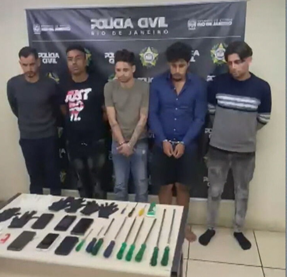 Imagem ilustrativa sobre Polícia prende três membros de quadrilha paulista que aplicavam golpes em táxis na Zona Sul do Rio
