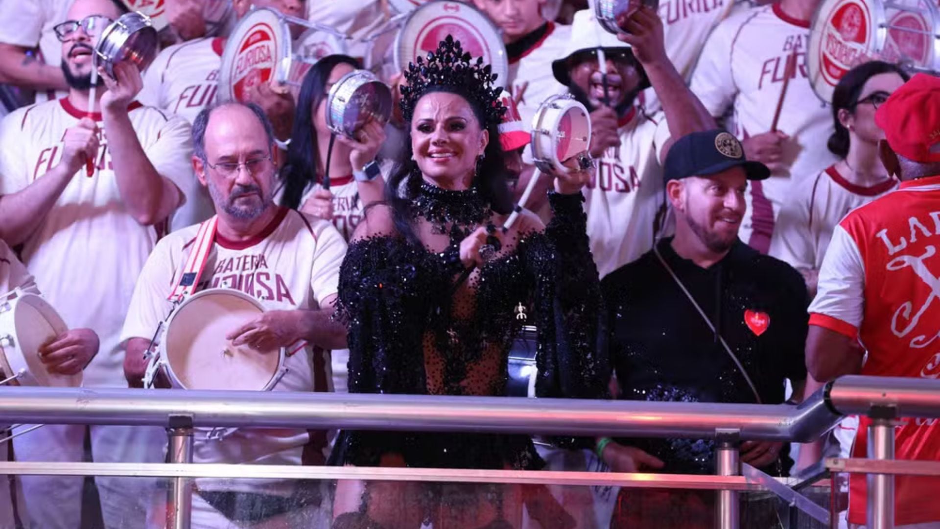Imagem ilustrativa sobre Viviane Araújo troca apartamento de 110 m² por mansão de R$ 2,5 milhões com piscina e sauna