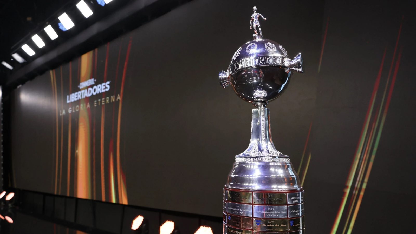Imagem ilustrativa sobre Flamengo x Independiente del Valle nas semifinais da Libertadores 2026: onde assistir e a tática de Arrascaeta