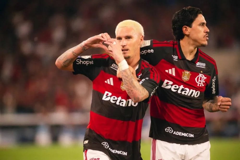 Imagem ilustrativa sobre Betano: Flamengo abre vantagem de três pontos e lidera o Brasileirão enquanto Fluminense elimina o Corinthians