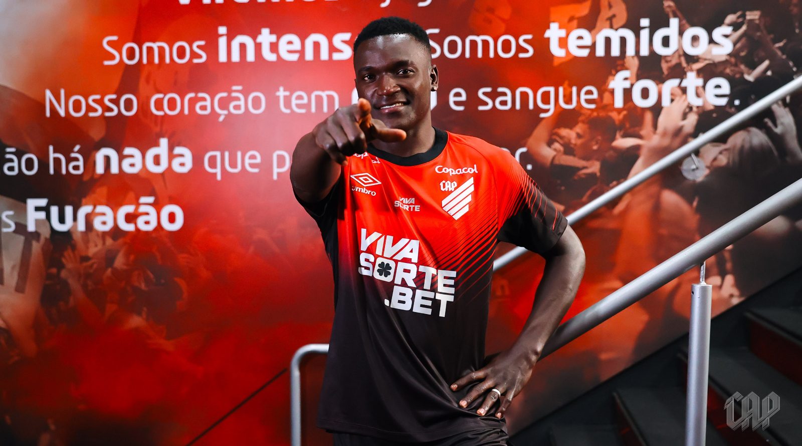 Imagem ilustrativa sobre Kevin Viveros: Athletico já alinha renovação e planeja vender artilheiro do Brasileirão
