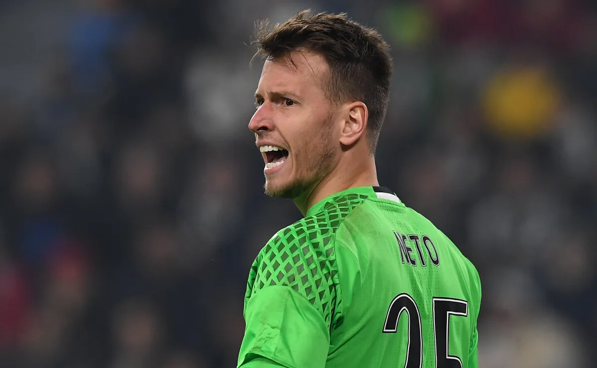 Imagem ilustrativa sobre Juventus avança e prepara volta de Neto, ex-goleiro do Botafogo, ao futebol italiano