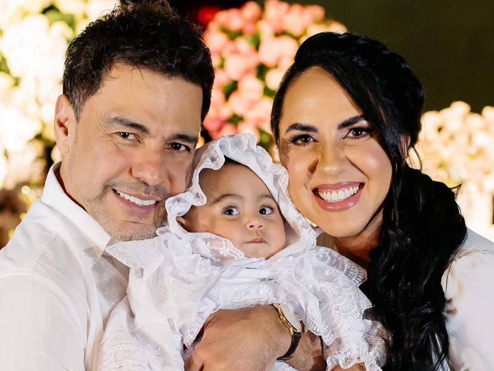 Imagem ilustrativa sobre Zezé Di Camargo faz pedido ao André Mendonça em show, vidente prevê ‘troca’ e juiz derruba fake news de vereador gaúcho