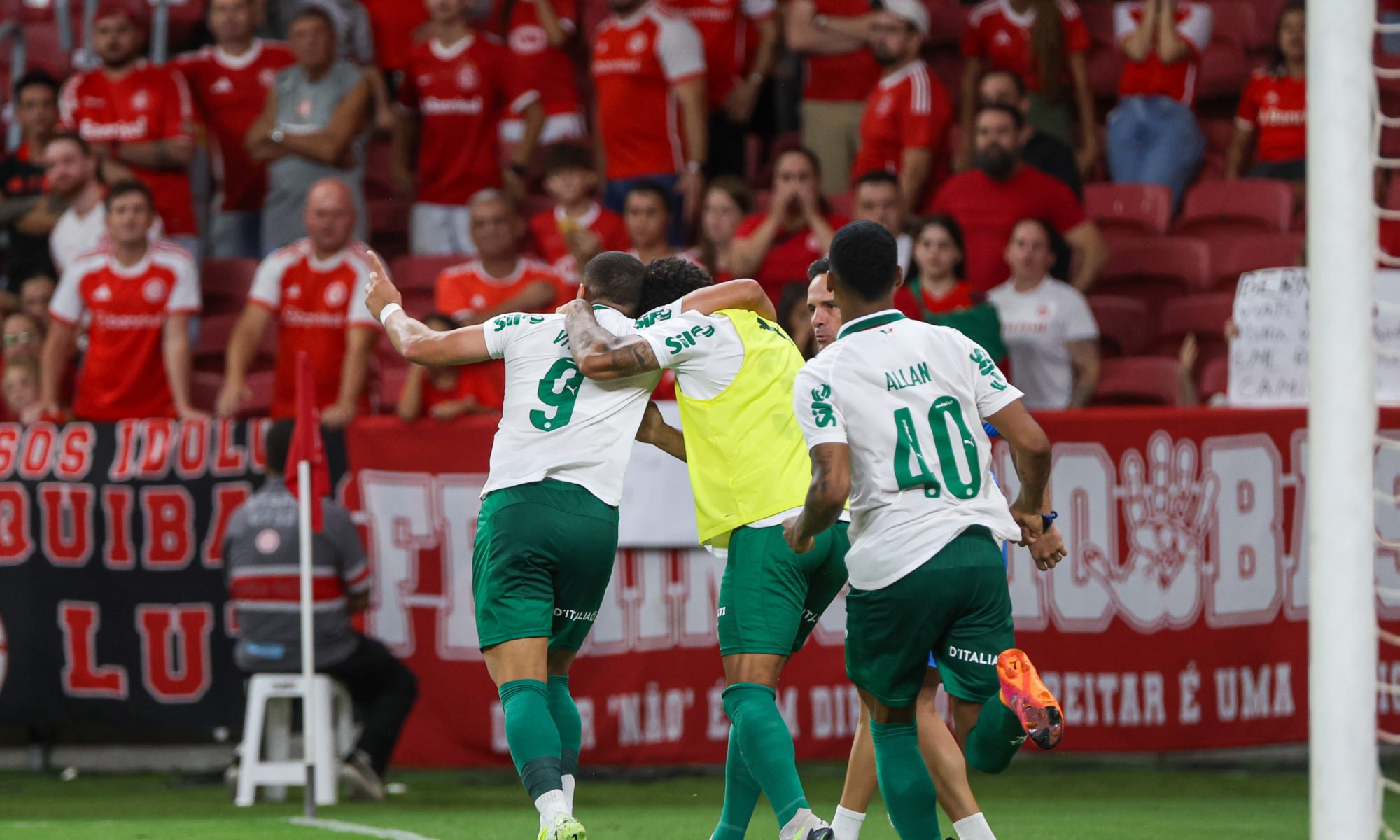 Inter x Palmeiras: O duelo que está parando as redes sociais e definindo o topo do Brasileirão