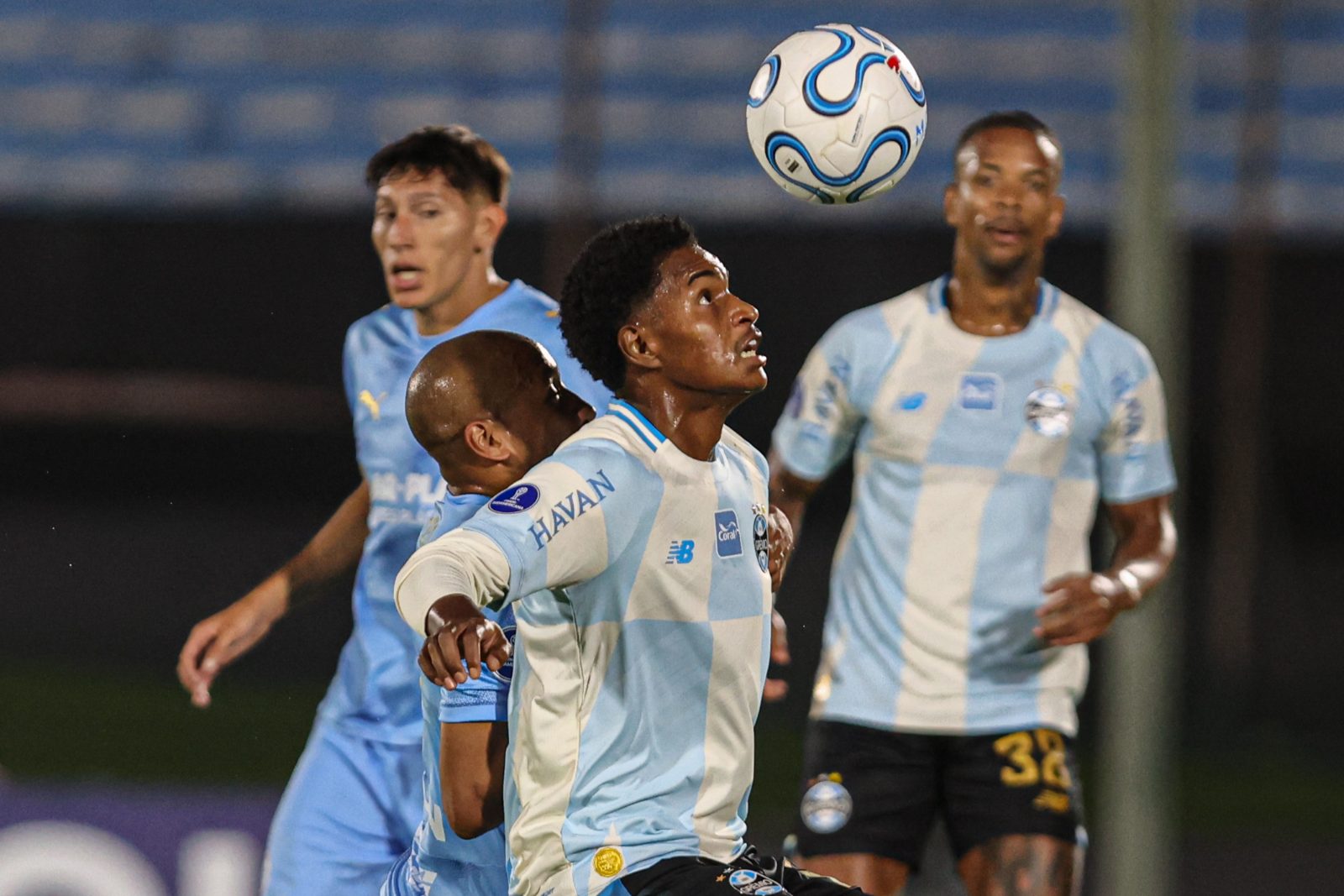 Imagem ilustrativa sobre Montevideo City Torque elimina Cienciano e garante semifinal contra Atlético-MG