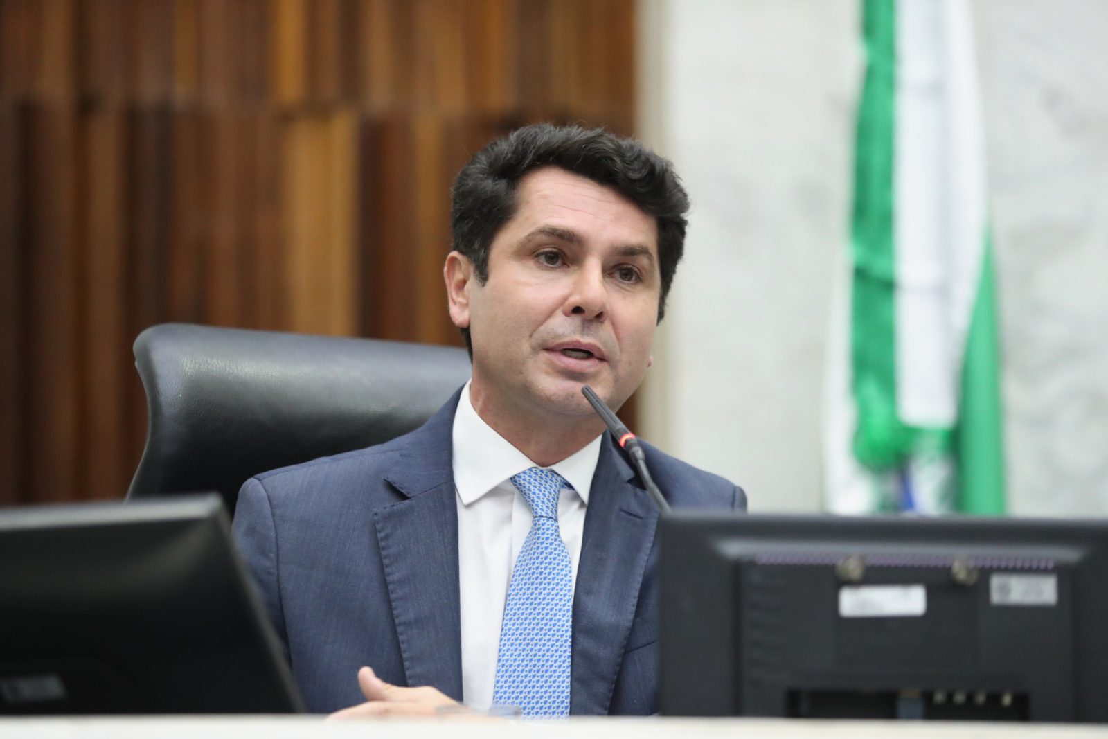 Imagem ilustrativa sobre Alexandre Curi atinge 21% e empata com Deltan Dallagnol na corrida ao Senado do Paraná