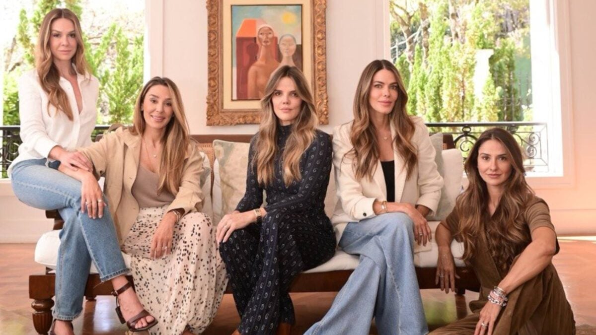 Imagem ilustrativa sobre 5 amigas criam marca de lifestyle e redefinem beleza para mulheres 40+
