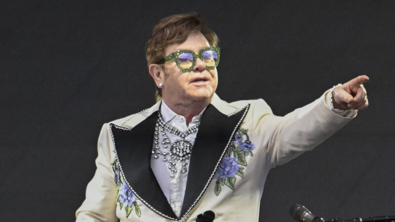 Imagem ilustrativa sobre Elton John prepara setlist misto de clássicos e novos hits para Rock in Rio 2026