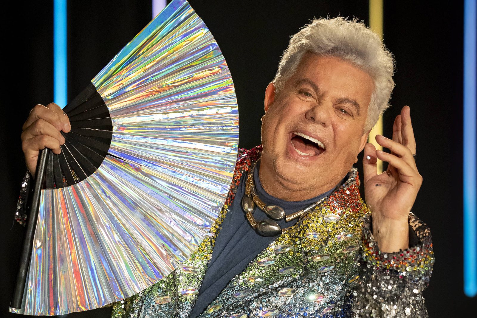 Imagem ilustrativa sobre Milton Cunha arrasa no Rock in Rio com look inspirado em Elton John