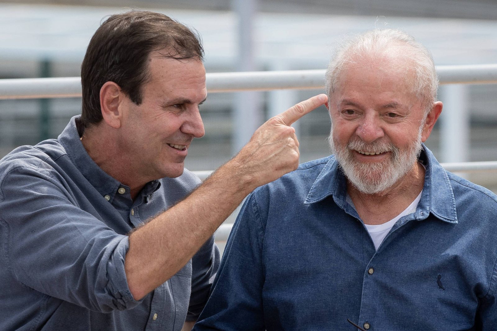 Imagem ilustrativa sobre Paes e Ruas em guerra pelo governo do Rio: a coalizão entra em crise