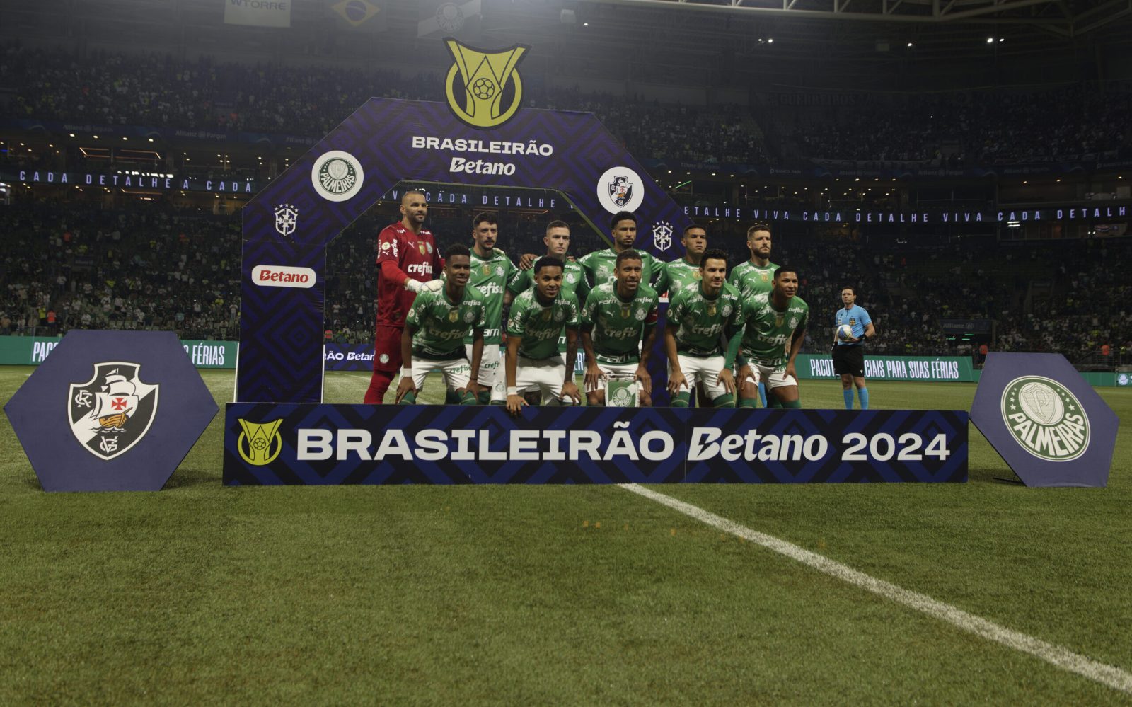 Imagem ilustrativa sobre Palmeiras hoje vence nos pênaltis e chega à semifinal após expulsão de Abel Ferreira