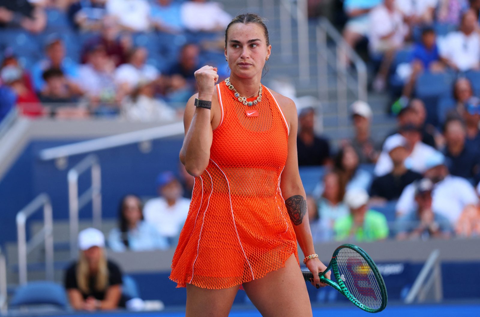 Imagem ilustrativa sobre Pegula conquista 50ª vitória do ano e segue direto para semifinal contra Sabalenka no US Open