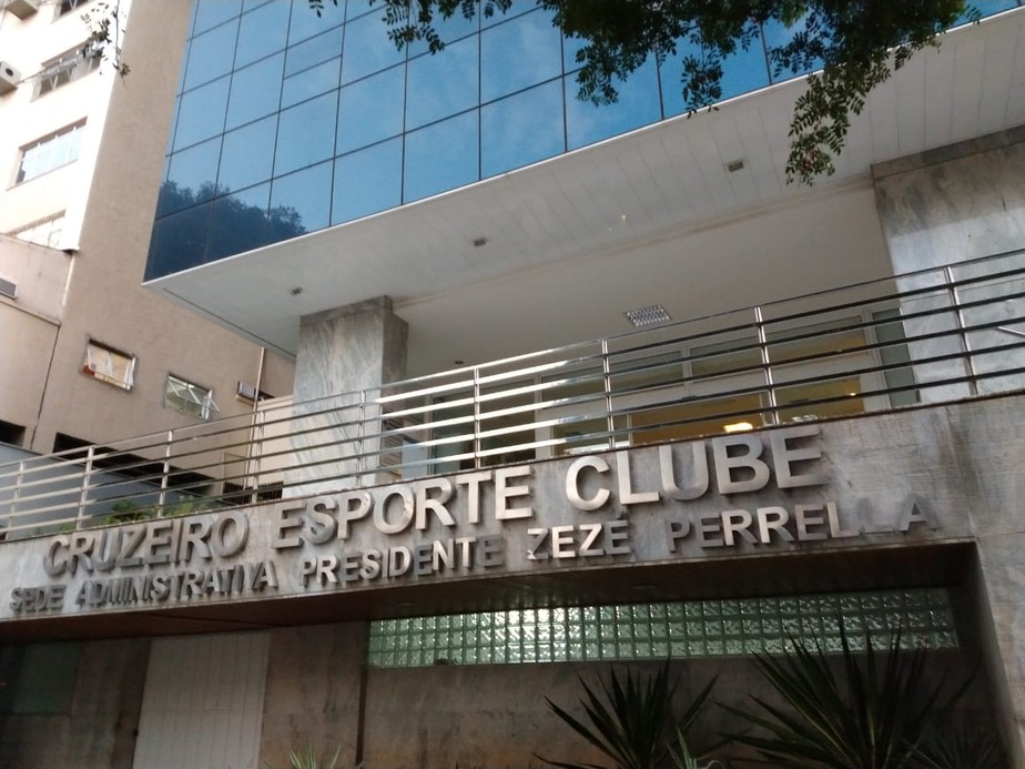 Imagem ilustrativa sobre Vasco recebe R$65 milhões de empréstimo da empresa de Luciano Lamacchia e regulariza contas