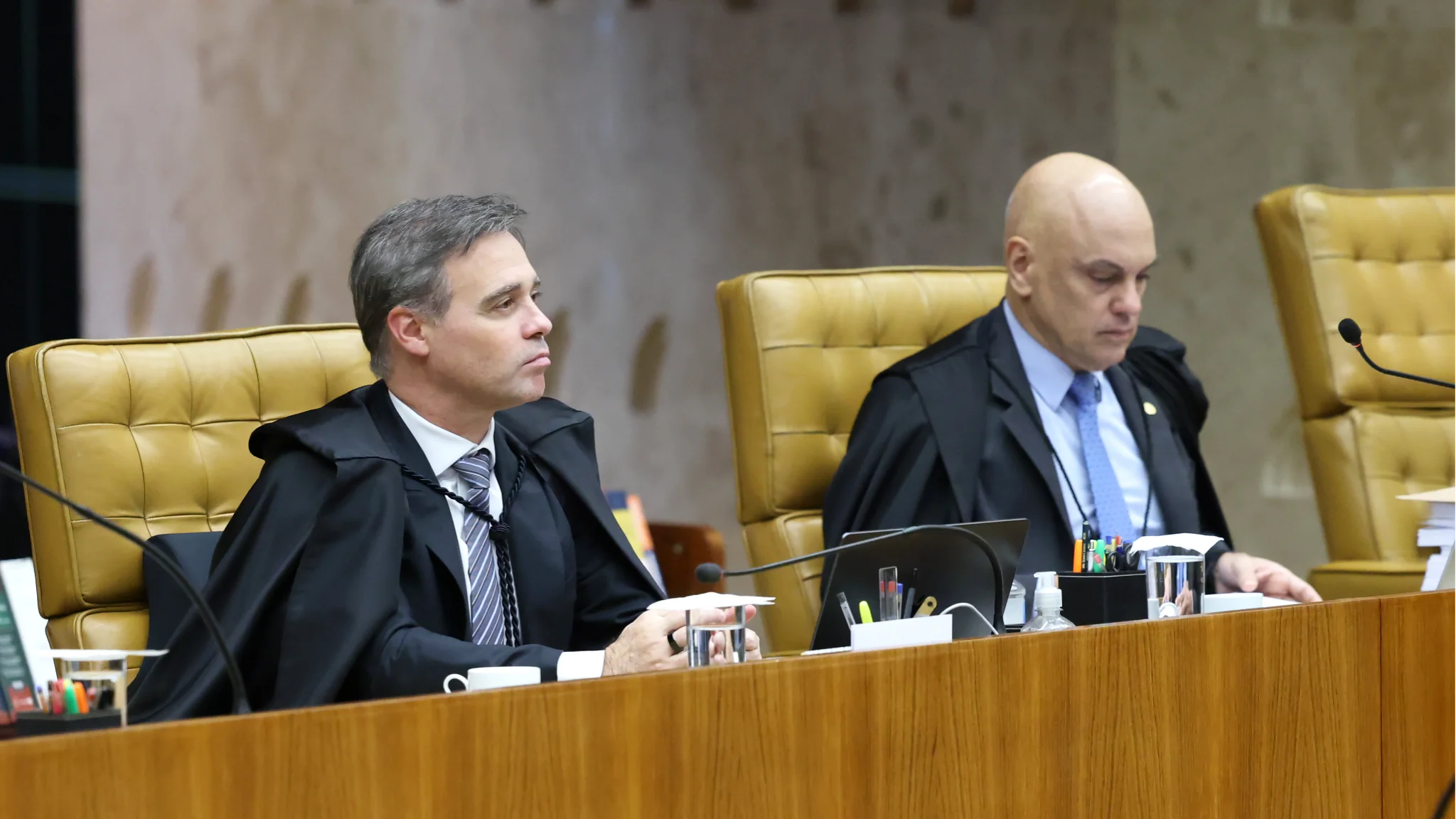 Imagem ilustrativa sobre Mendonça pede afastamento imediato de Alexandre de Moraes do STF