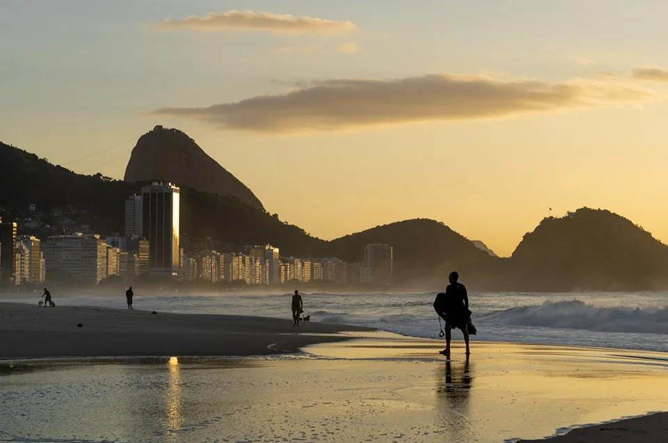 Imagem ilustrativa sobre Previsão do tempo hoje para o Rio de Janeiro (RJ): sol com muitas nuvens; pancadas de
