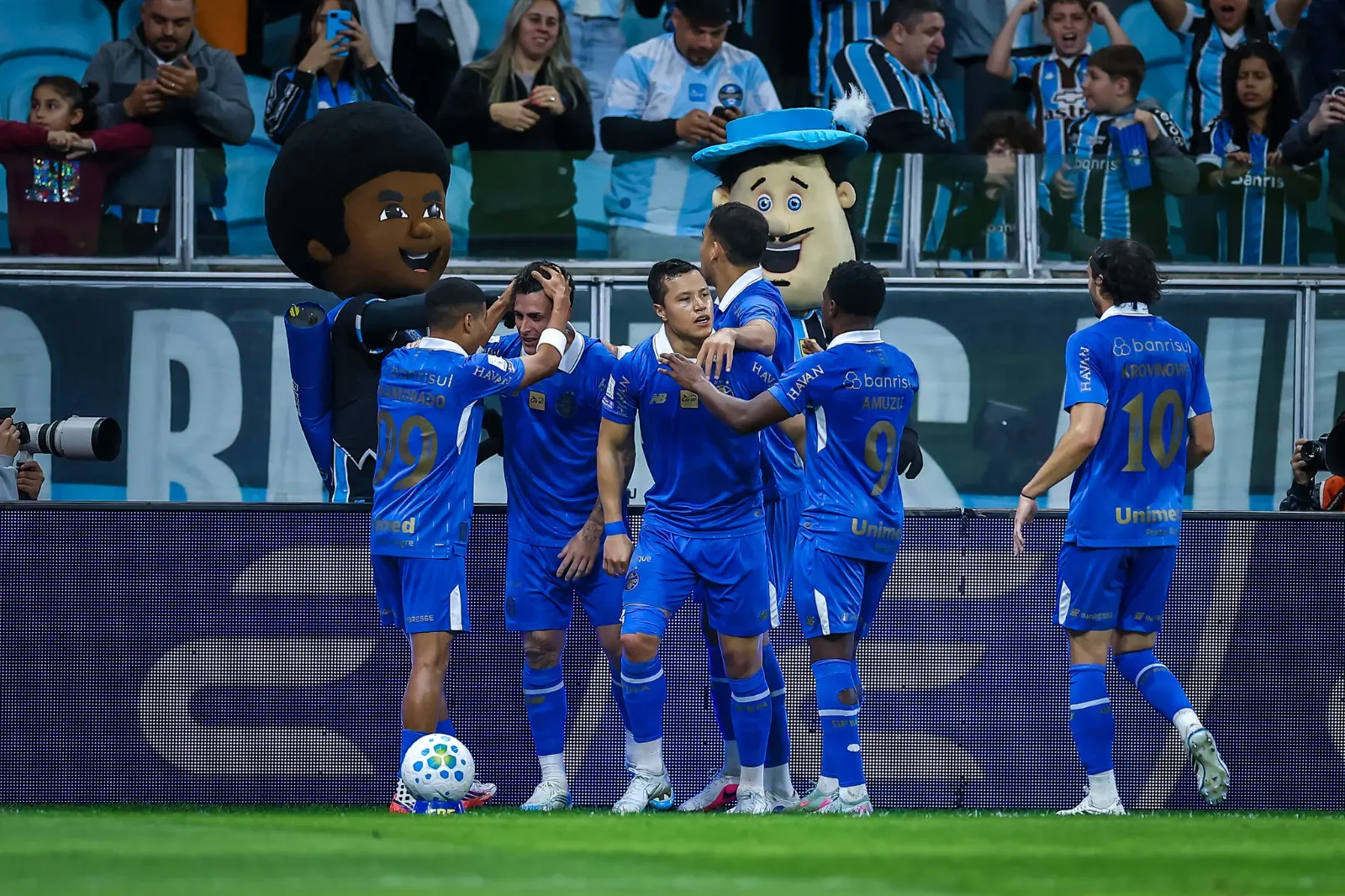 Imagem ilustrativa sobre Grêmio empata 1–1 com Chapecoense e foge de vitória fora de casa