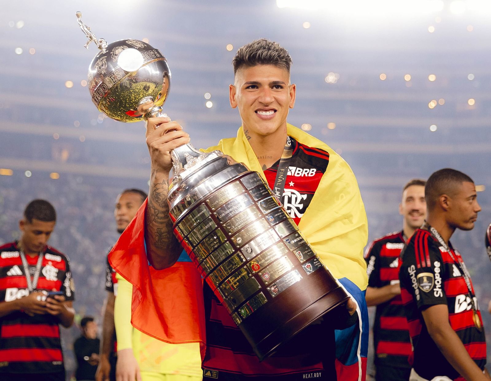 Imagem ilustrativa sobre Krasnodar tenta fichar Carrascal, Flamengo diz não – meia completa seu primeiro ano no rubro-negro