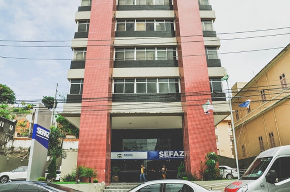 Imagem ilustrativa sobre Sefaz AL abre 100 vagas de auditor com salário inicial R$25,2 mil em 2026