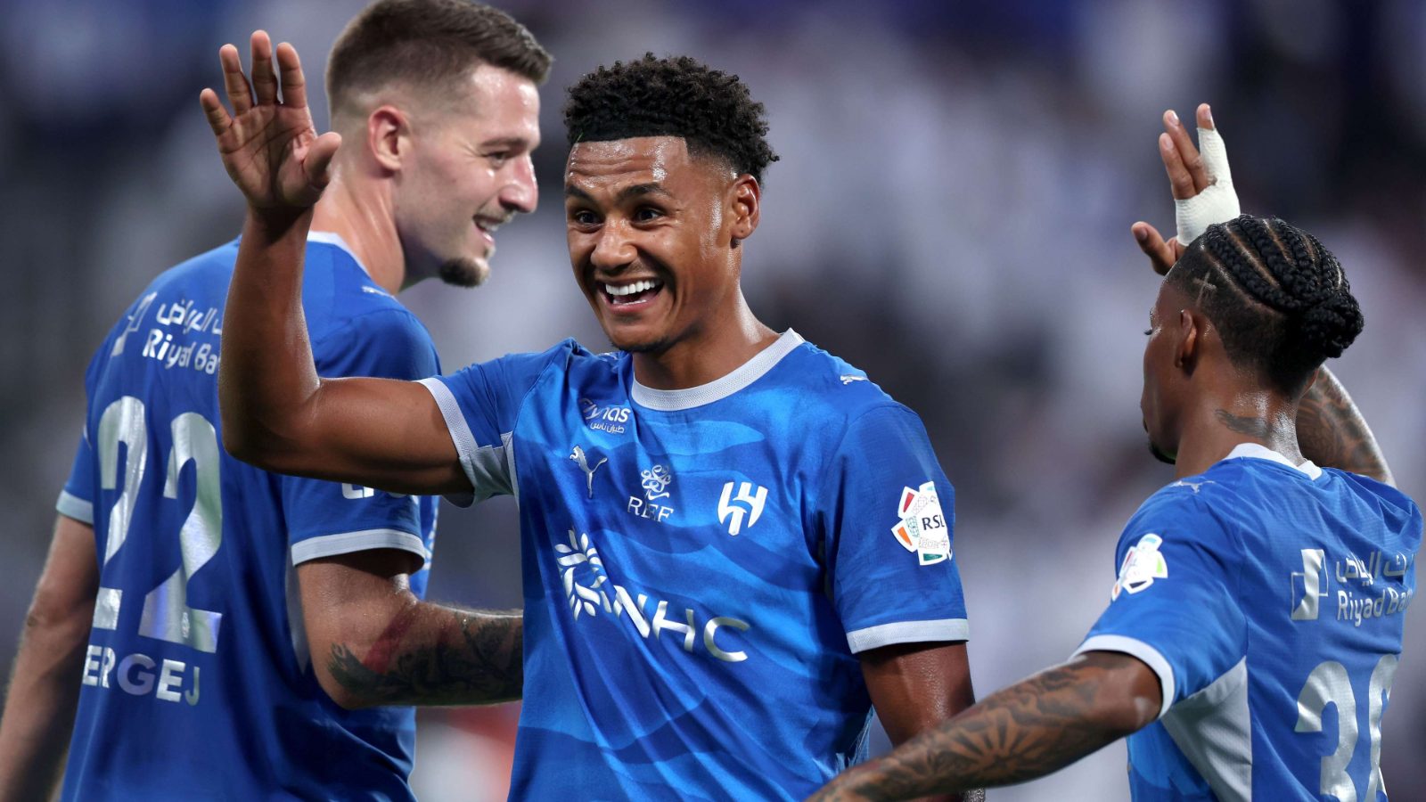 Imagem ilustrativa sobre Al Hilal aposta em Watkins, enquanto Martinelli fica em dúvida no derbi Al Shabab x Al Hilal