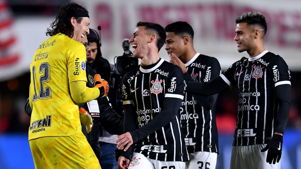 Imagem ilustrativa sobre Corinthians x Estudiantes: O que mudou na Libertadores e onde assistir ao vivo