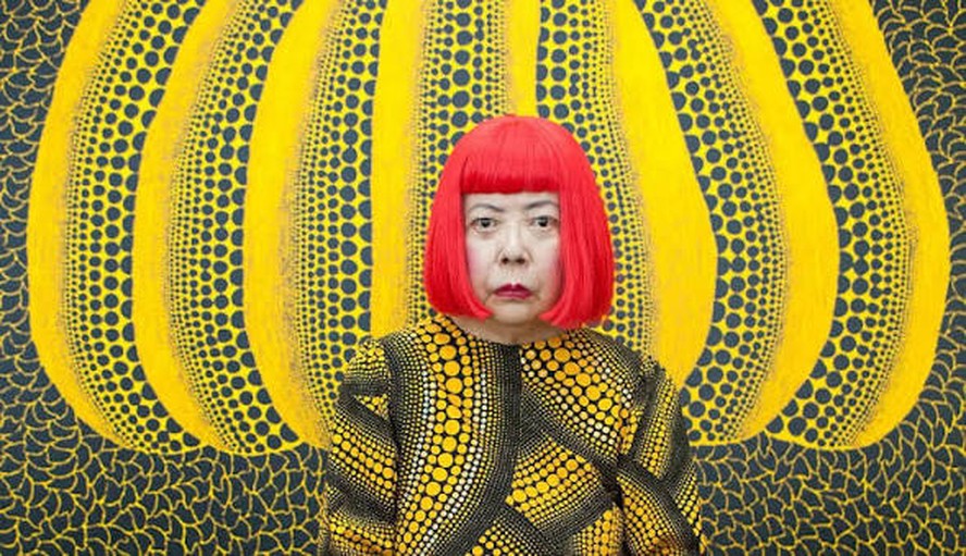 Imagem ilustrativa sobre Yayoi Kusama, a rainha das bolinhas, morre aos 97 anos