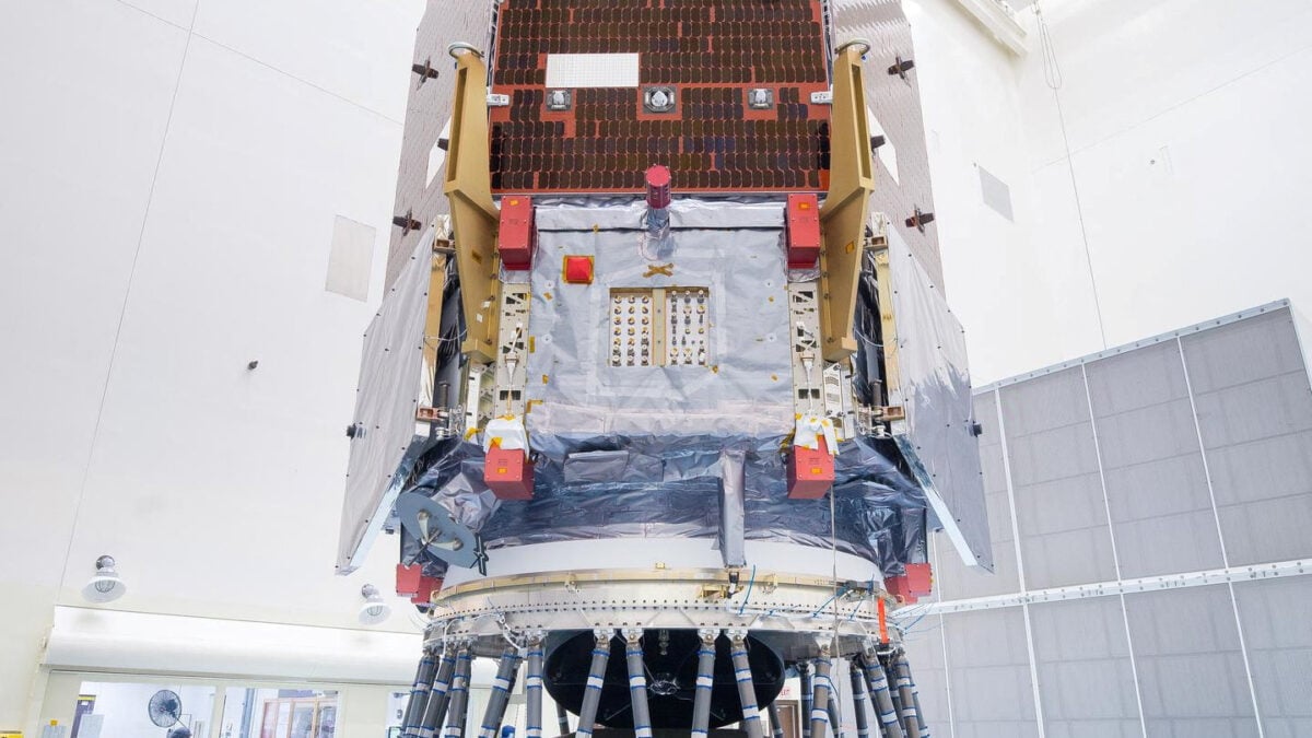Imagem ilustrativa sobre NASA: novo telescópio para energia escura, foto de aniversário e ataques chineses em foco