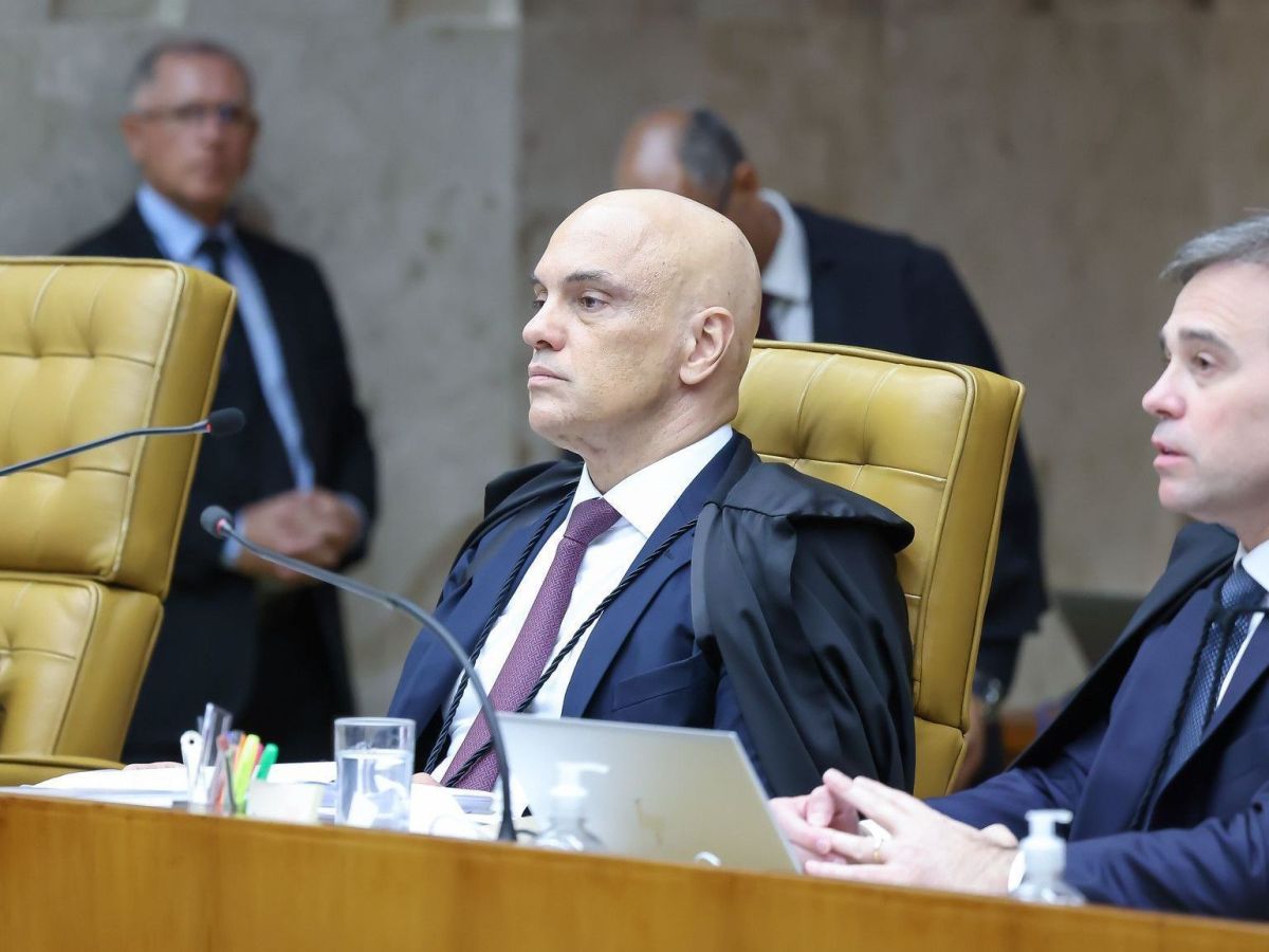 Imagem ilustrativa sobre Moraes cancela pronunciamento marcado após decisão de Fachin, a crise do STF continua