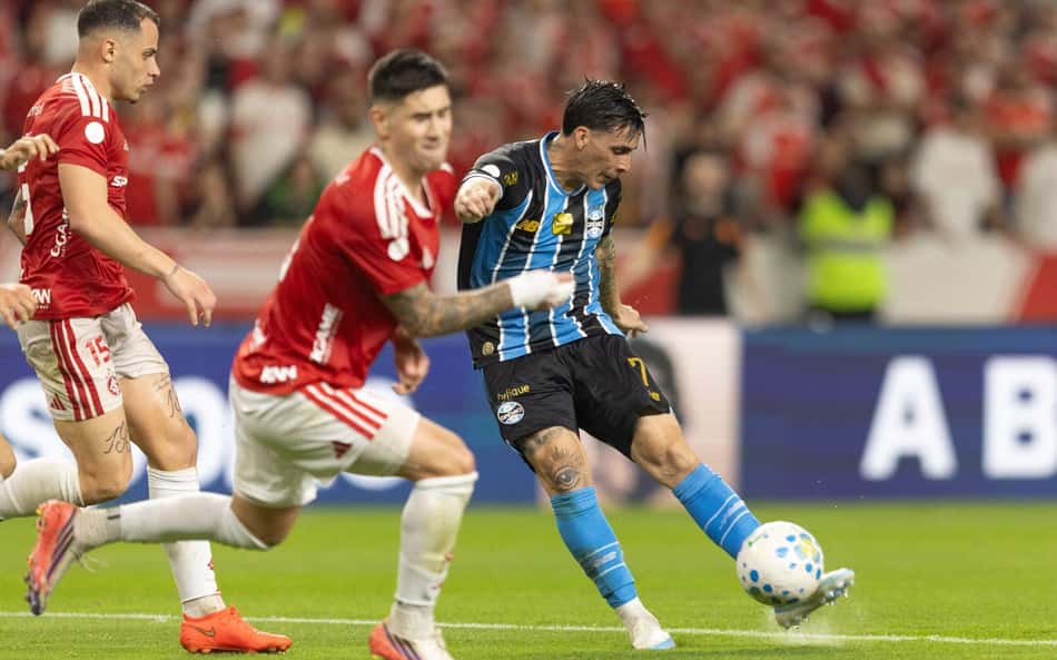 Imagem ilustrativa sobre Pacaembu em tensão: Inter e Grêmio empatam 1 a 1 na Copa do Brasil